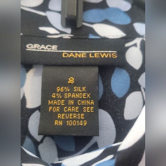 Grace DaneLewis 8 BlackBlue 96%SILK FloralPrint Lsl ButtonsUp Women ShirtBlouse - Picture 2 of 7